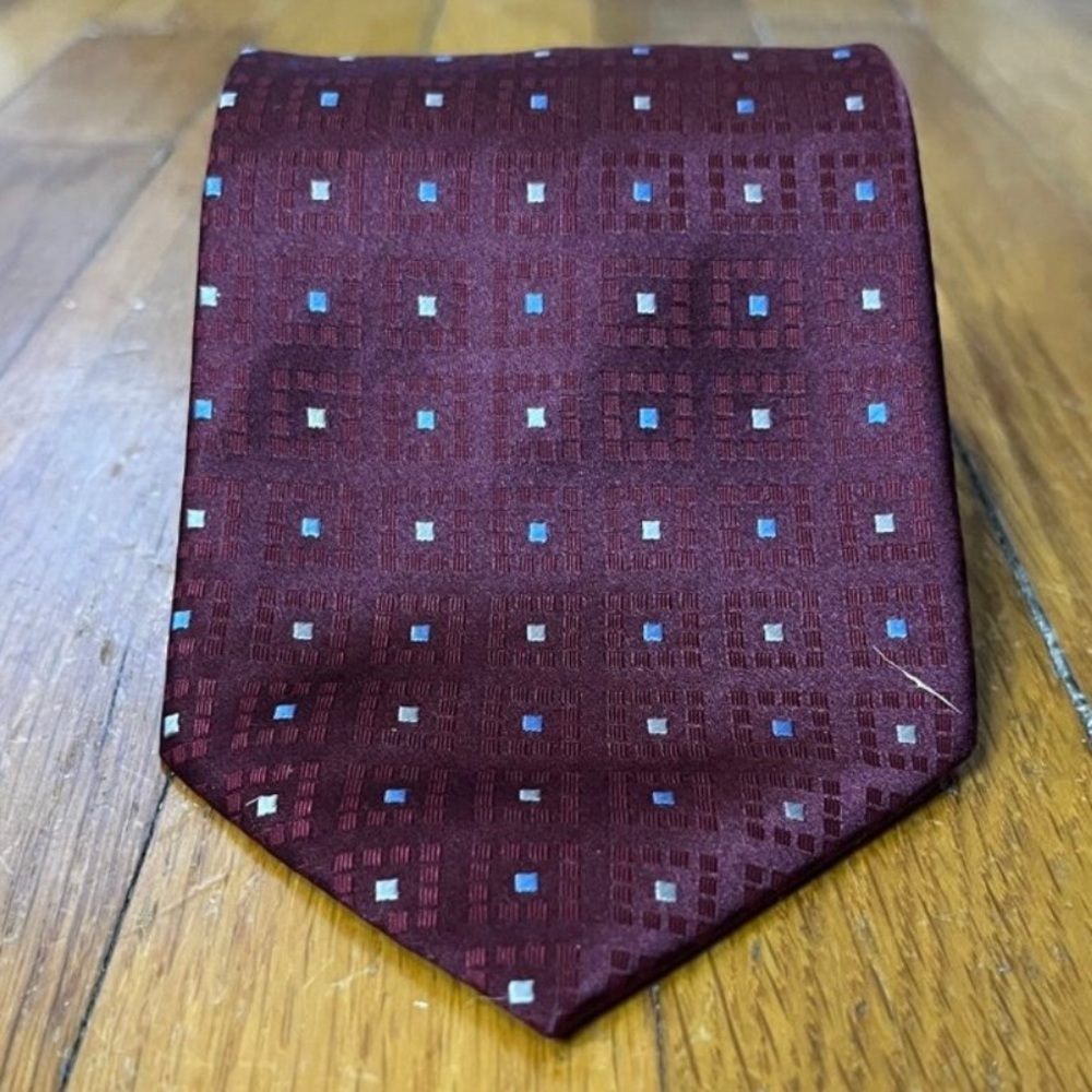 👔 Claiborne - Classic Burgundy w/ Blue and Silver Squares 100% Imported Silk